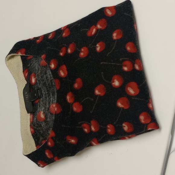 🍒J.CREW BLACK 3/4 SLEEVES MERINO WOOL CREW NECK SWEATER WITH RED CHERRY DESIGNS - Picture 12 of 12
